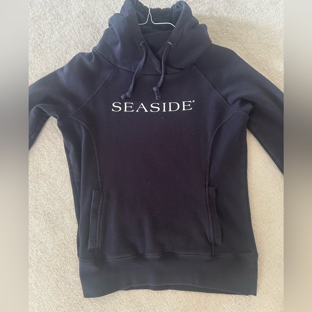 Women’s Seaside Navy Hoodie Size Medium